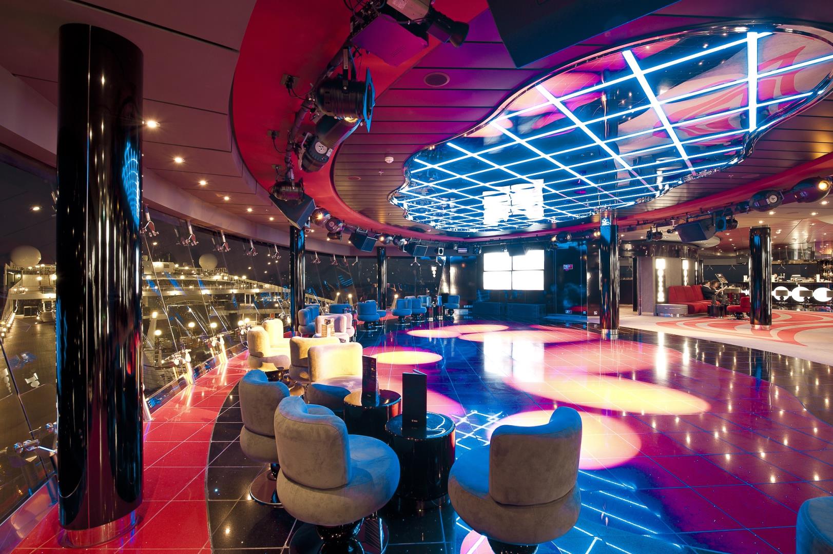 MSC Divina, Galaxy Disco dance floor